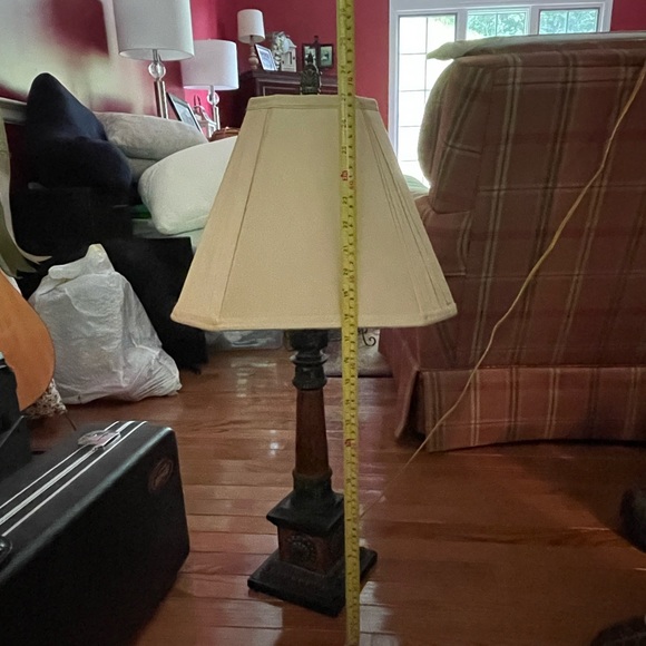 Lamp - Picture 3 of 4